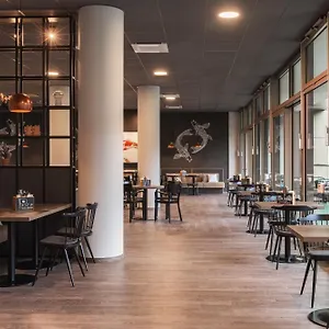 - The Niu Tab Main Station By Ihg ホテル